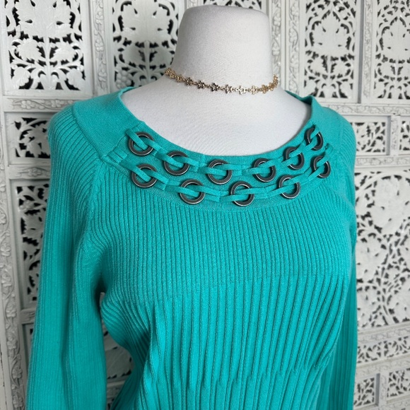Requirements NWT Teal Green Boat Neck Embellished Ribbed Sweater Blouse Sz Large - Picture 2 of 8
